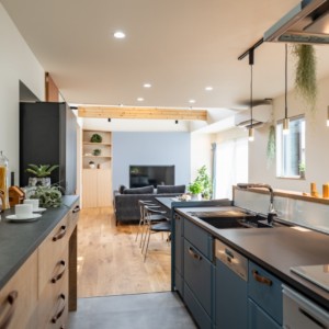 薪ストーブのある新築事例74