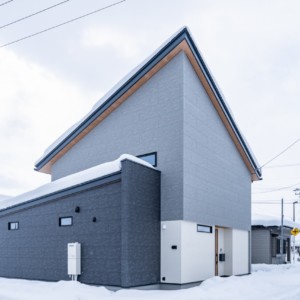 縦格子のある家-新築事例75